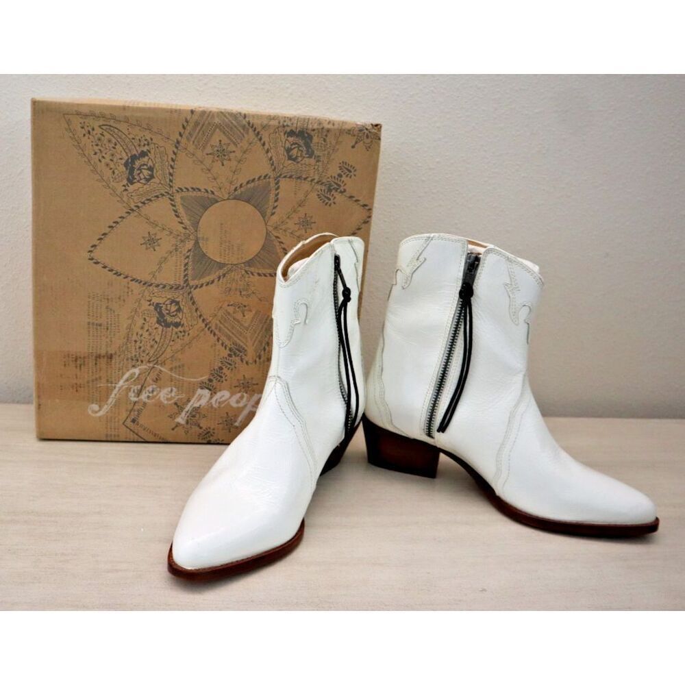 Free People OB888602 WMN 36.5 US 6.5 White Patent New Frontier Western Boots